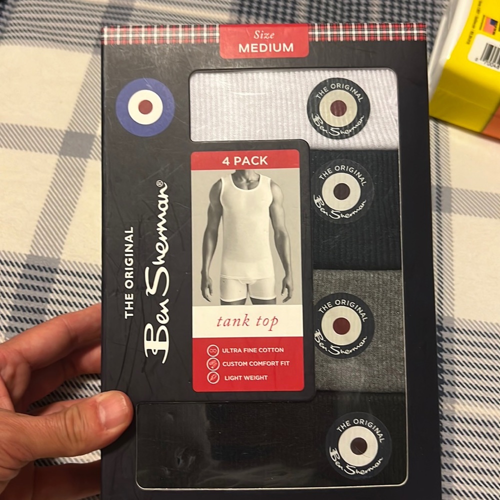 BEN SHERMAN 4 PACK TANK TOPS